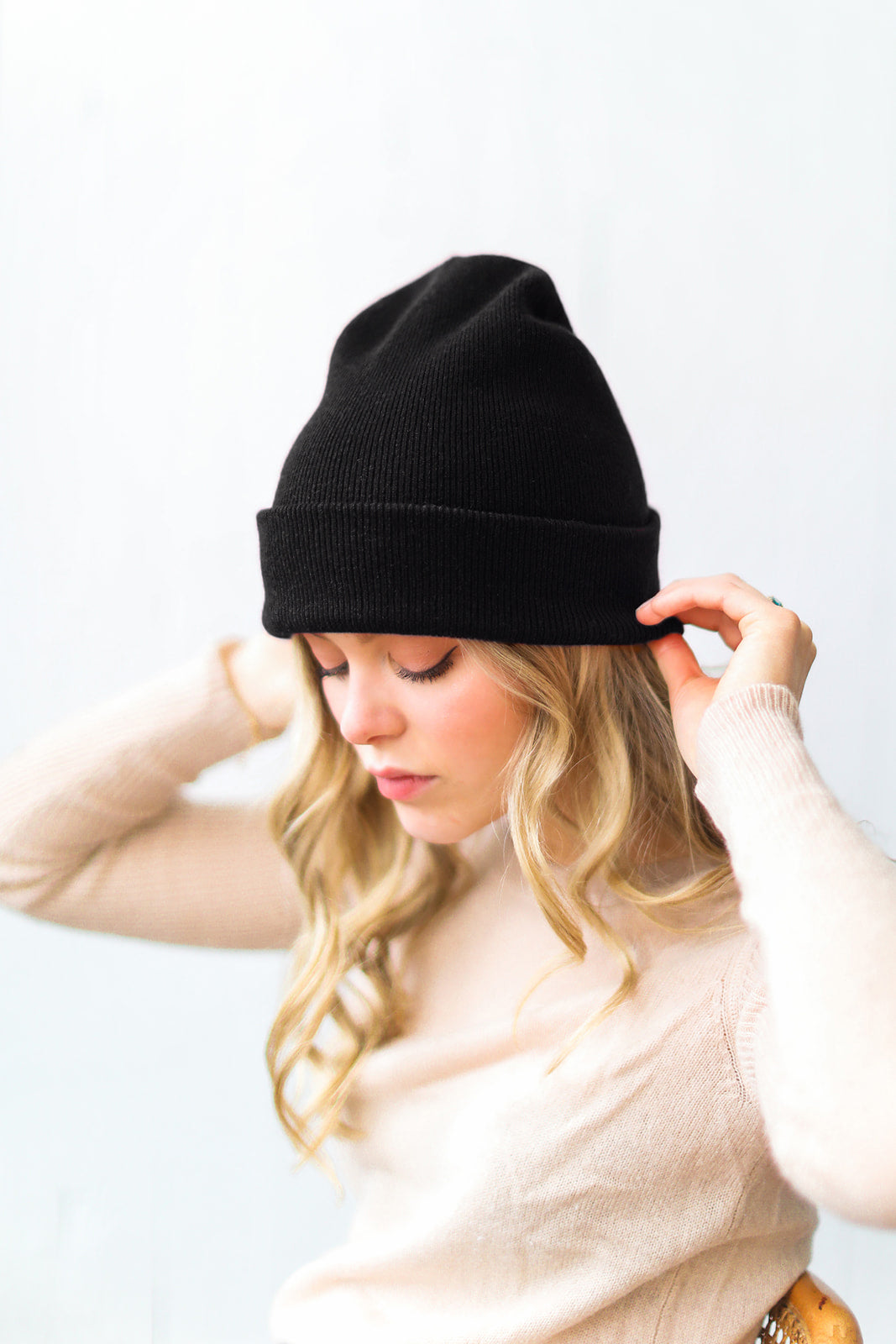 H102 BLK - Chessy in Black